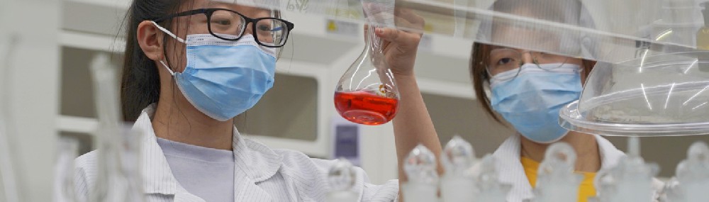 永利欢乐娱人城药业：消/健/械字号多资质转换，支持**衍生品开发